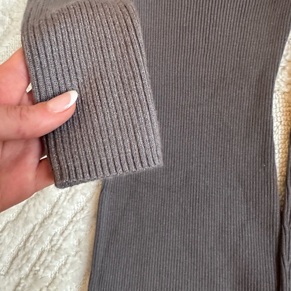 Zara Rib Knit Dress - Picture 4 of 11